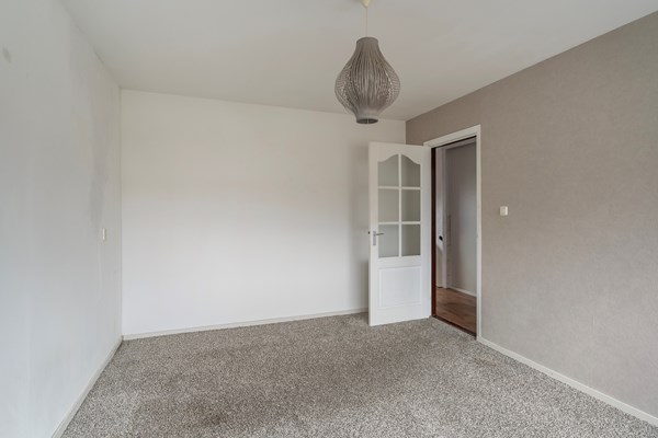 Medium property photo - Richard Holstraat 97, 3131 EN Vlaardingen